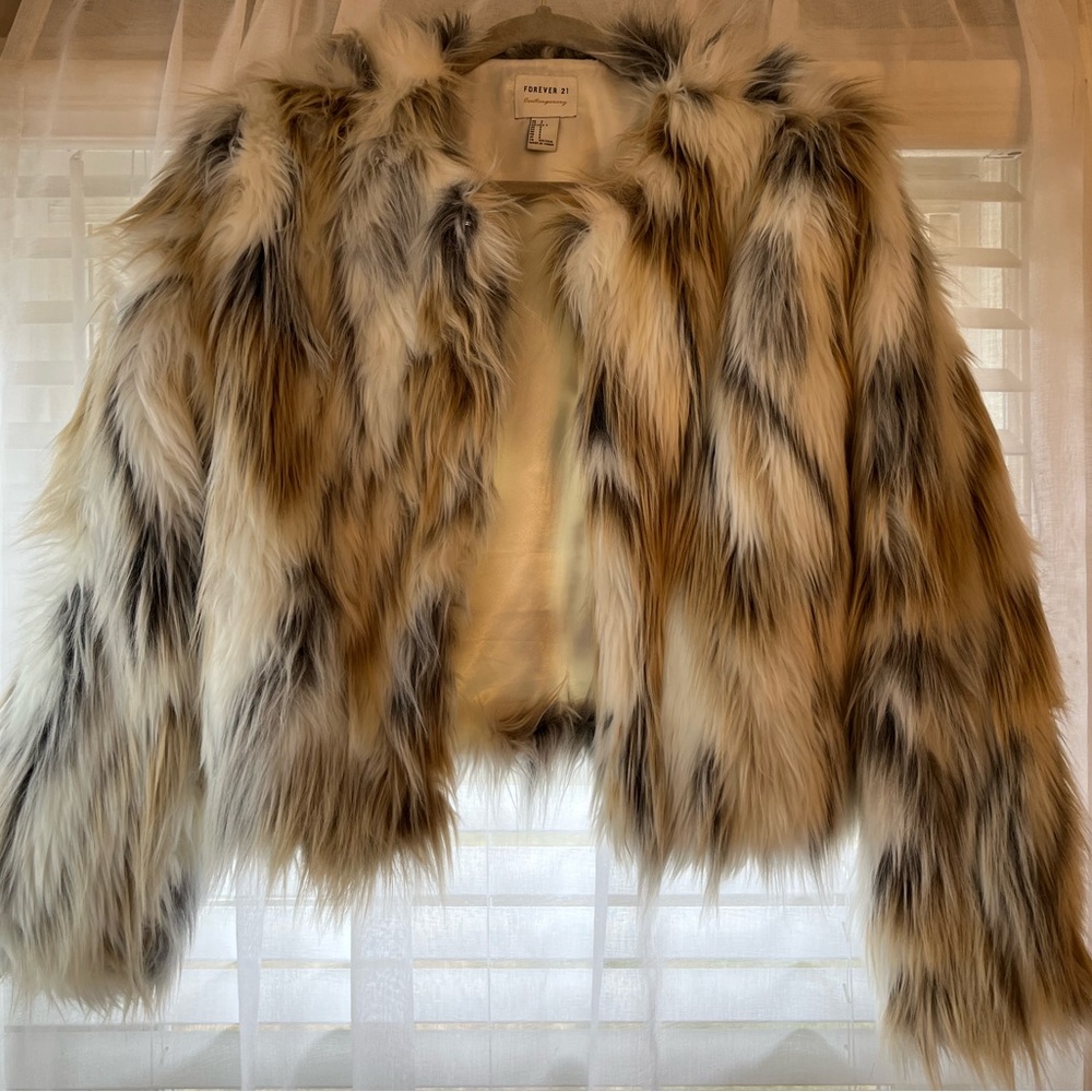 Women’s Faux Fur Coat
